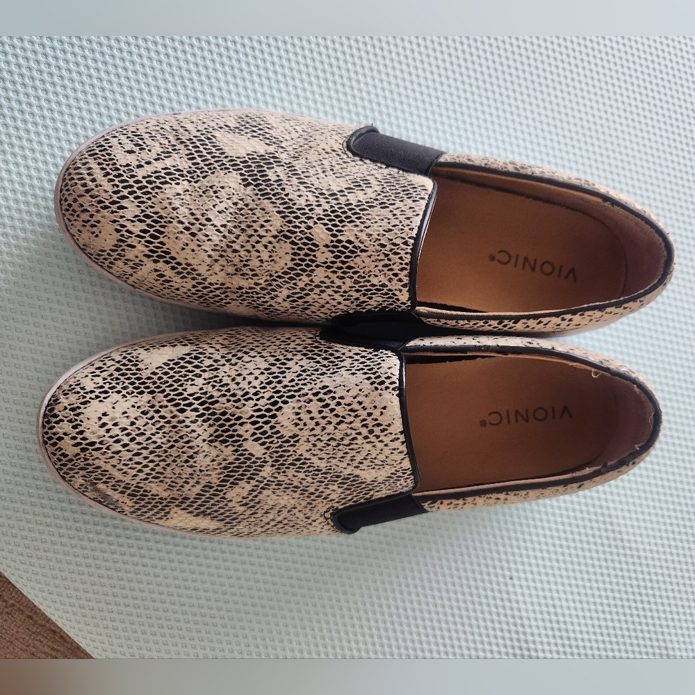 Vionic Beige And Black Snake Pattern Loafers - image 1